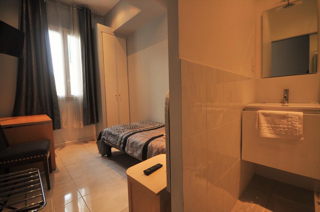 Hotel Carlone Nizza Exterior foto