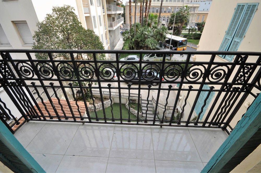 Hotel Carlone Nizza Exterior foto