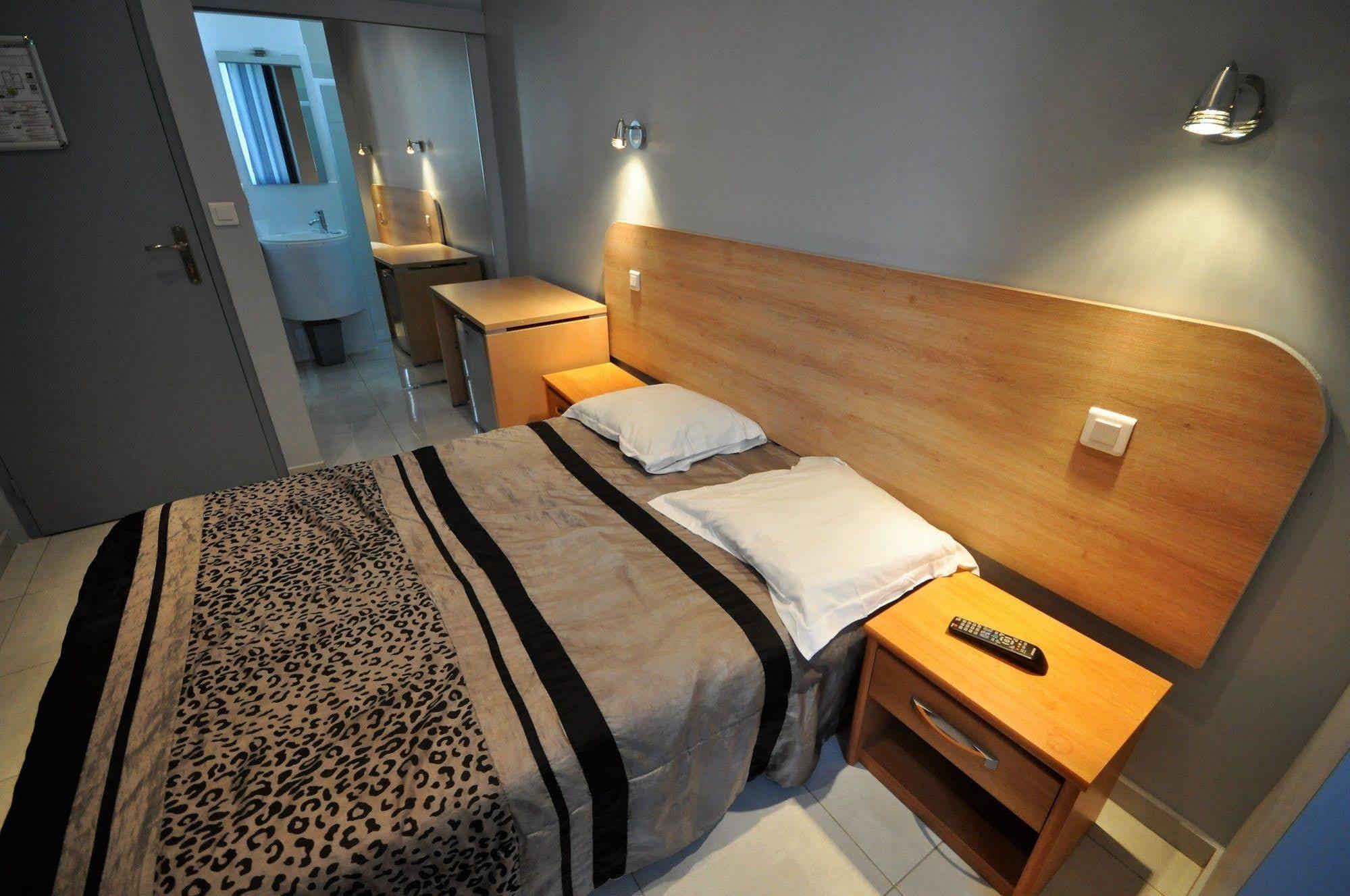 Hotel Carlone Nizza Exterior foto