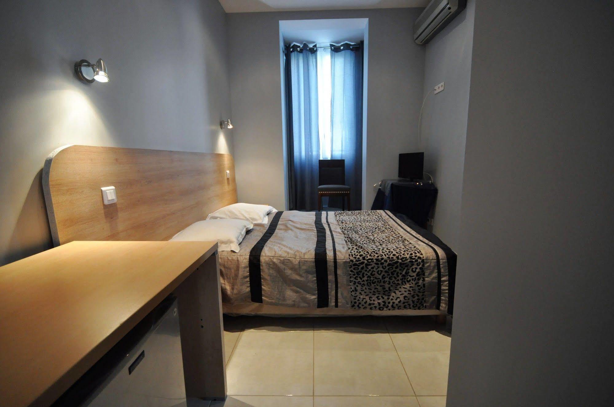 Hotel Carlone Nizza Exterior foto